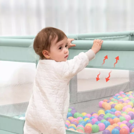 赤ちゃんのプレイペン