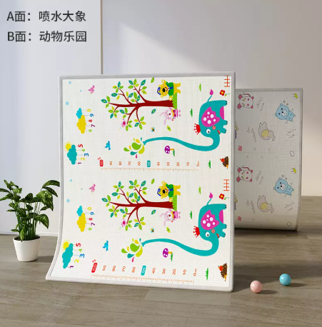 プレイマットは子供の発達をどのように助けますか？