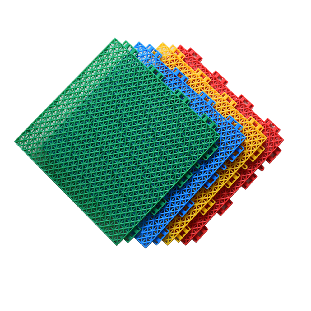 幼稚園特有の吊り下げPPフロアマット屋外バスケットボールコート、スポーツ屋外防水ソフトフロア